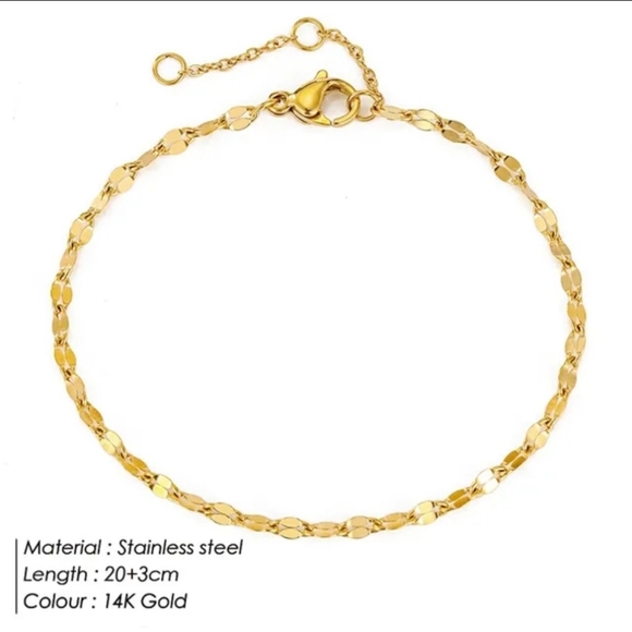 - Beautiful Gold Ankle Bracelet - Picture 2 of 5